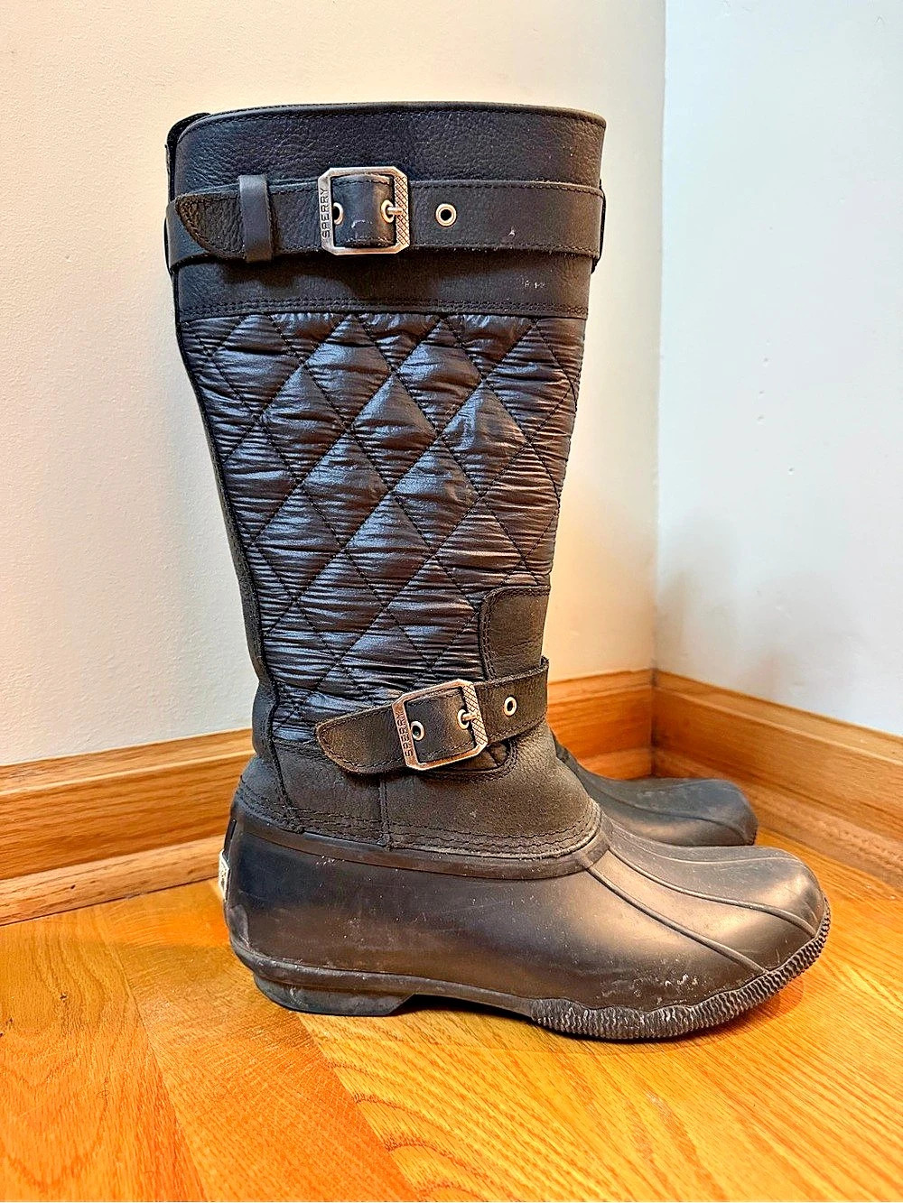Sperry Women's Saltwater Quilted Tall Boot Black US 8